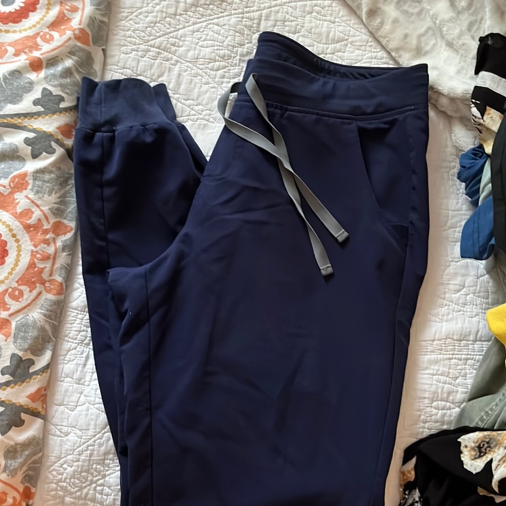 FIGS scrub pants